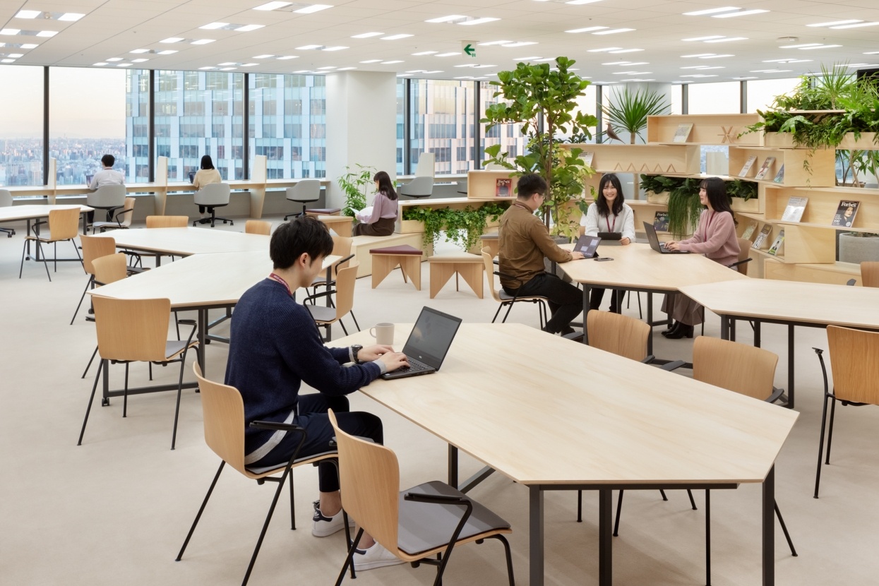 公式noteにて「いま、必要とされるオフィスを創るために。オフィス改修を手掛けた建築家 神谷修平さん（カミヤアーキテクツ）にインタビュー！」という記事を公開しました